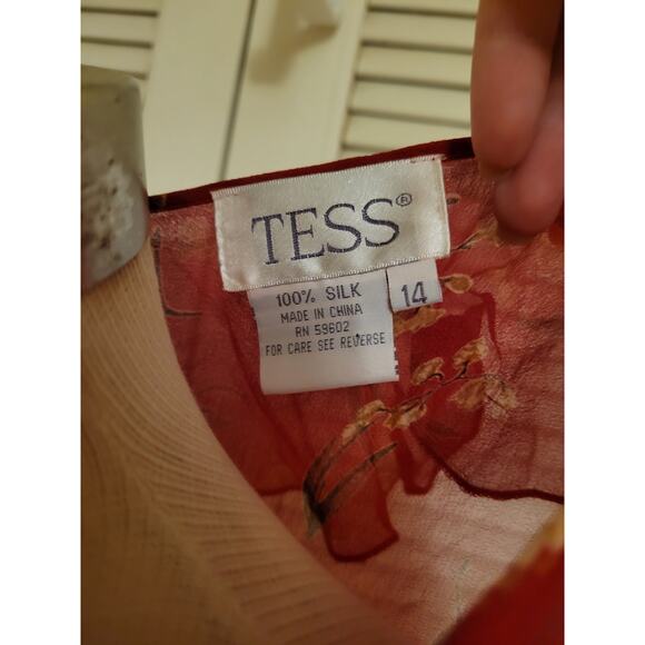 Vtg Tess Flare Sleeve Ruffle V Neck Tie-Front Floral Silk Sheer Top Red Size 14 - Picture 6 of 11